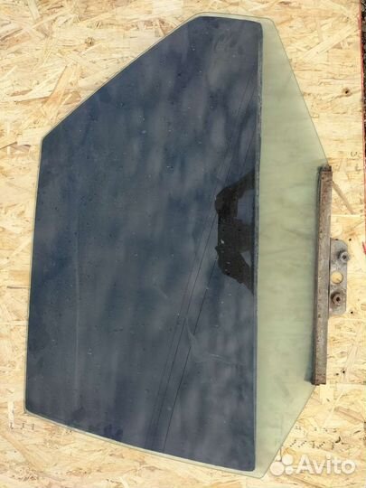 Стекло приора 2170 заднее левое