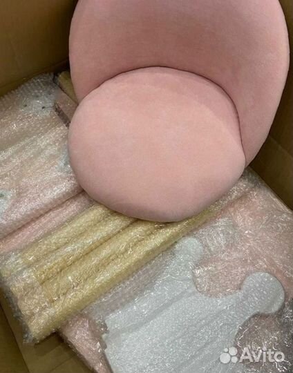 Детский стол и стул