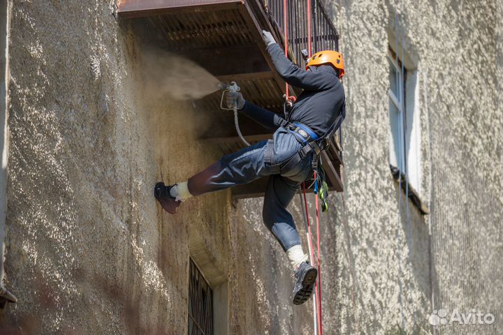 Мойка фасада, окон, балконов и обеспыливание