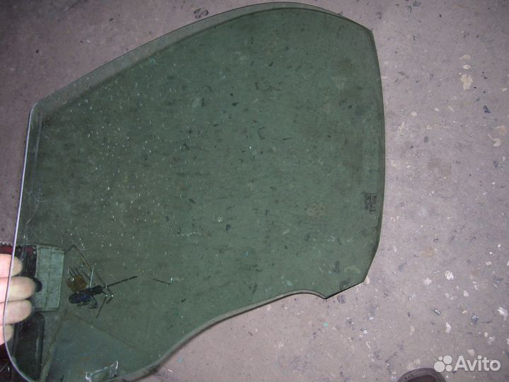 Форд фокус стекло