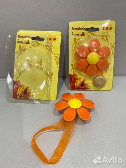 Штора из нитей и держатели магнитные новые