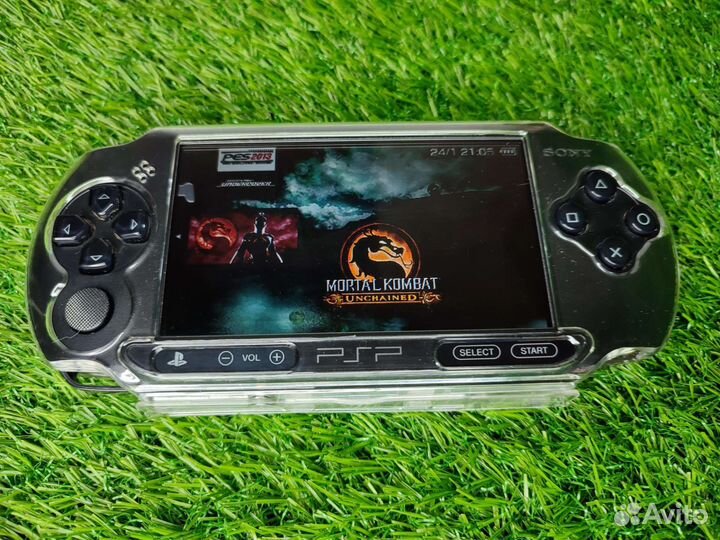 Sony PSP Е1008 + Игры + Комплект