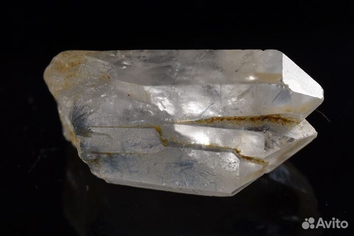 Кварц с дюмортьеритом. Лот №826