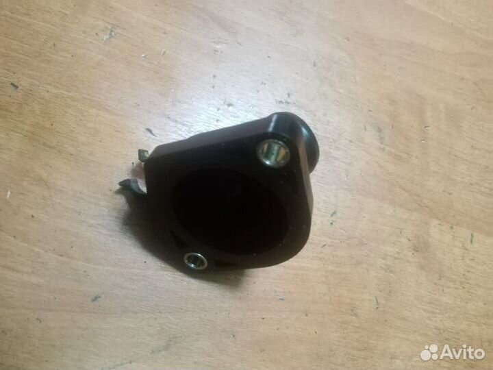 Корпус термостата Nissan Note hr16de