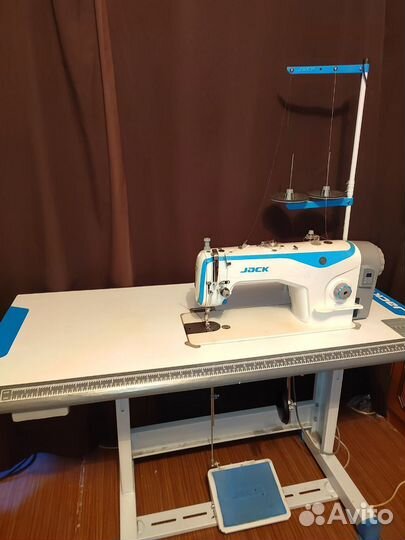 Промышленная швейная машина jack E4