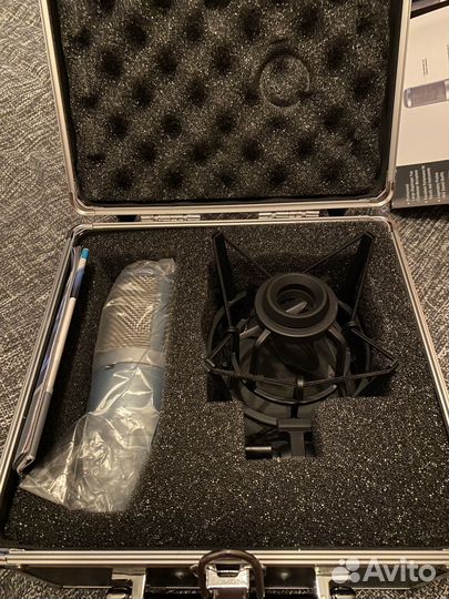 Микрофон студийный AKG P220