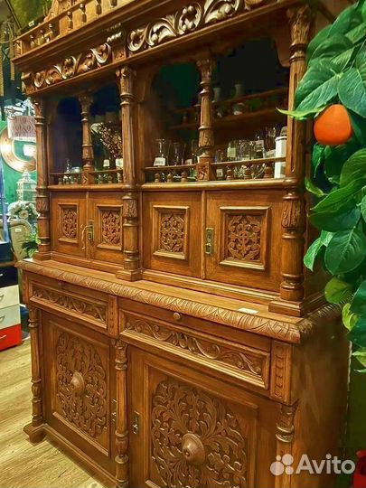Буфет антикварный дубовый
