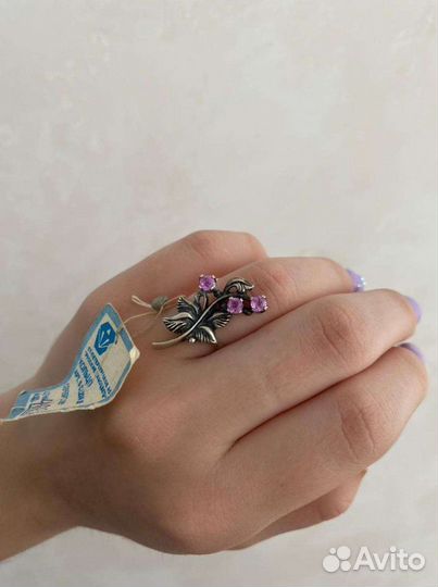 Серебряное кольцо, новое с биркой
