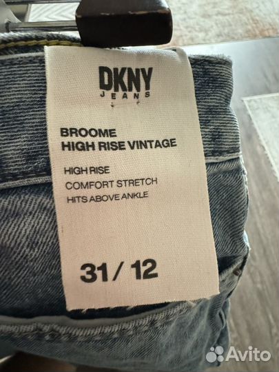 Джинсы dkny