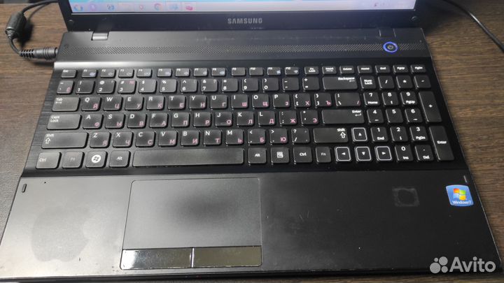 Ноутбук Samsung NP305V5A