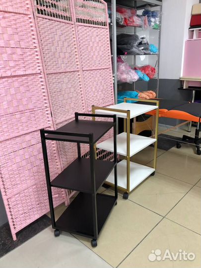 Этажерка мастера (Тележка косметологическая)