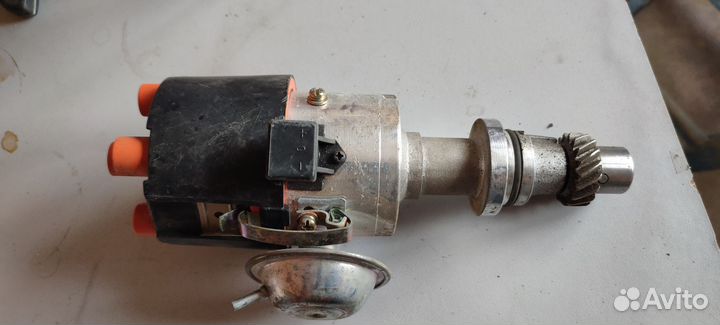 Распределитель трамблер audi 80 б3Новый