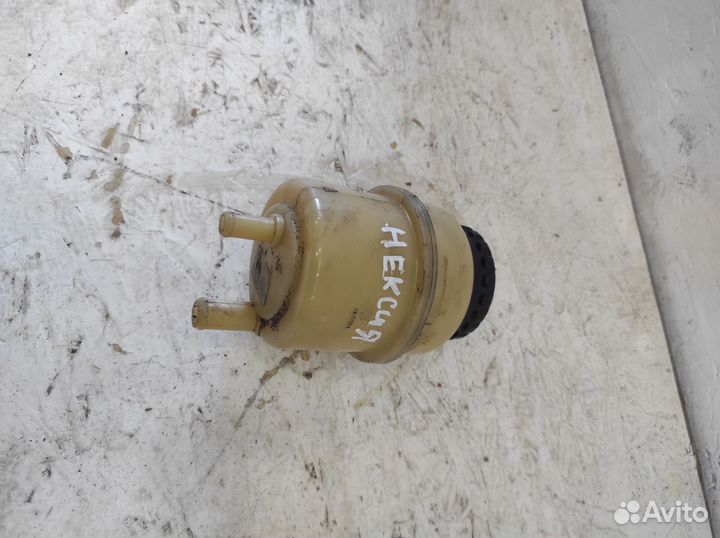 Бачок гур Daewoo Nexia