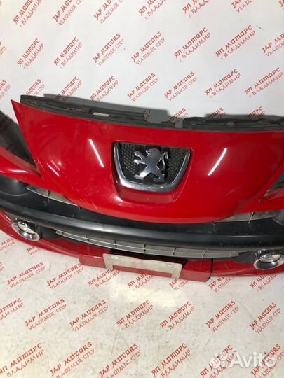 Бампер передний Peugeot 207 EP6DT (5FX) 2009