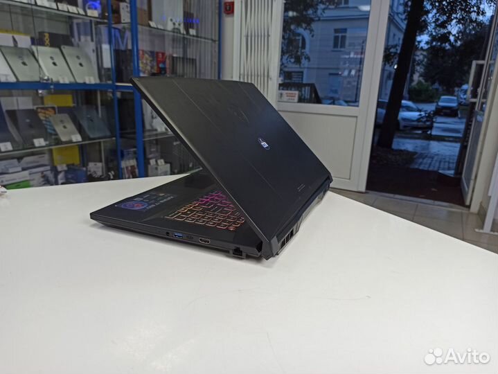 MSI Katana 17 B12V i5/16gb/512Gb RTX 4060