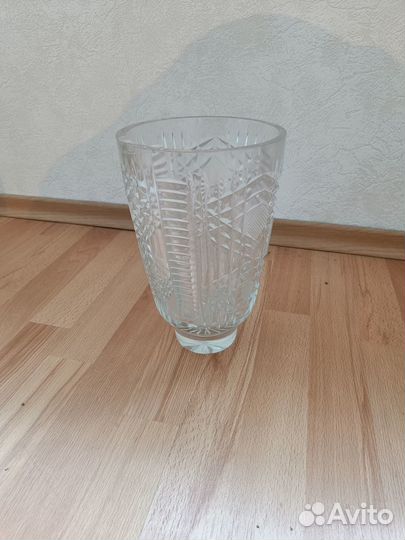 Ваза хрустальная