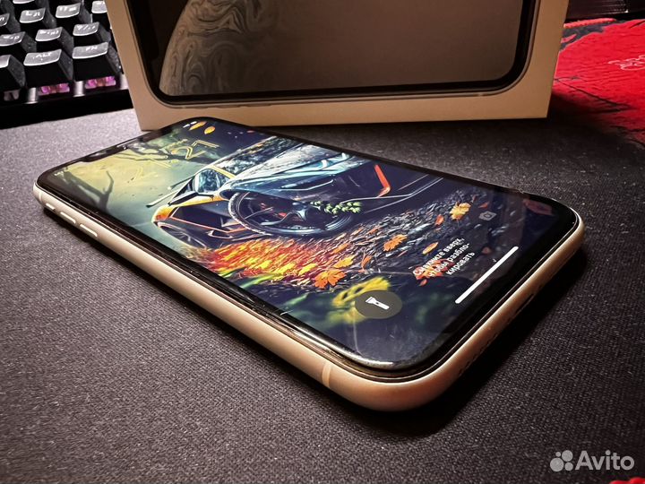 iPhone Xr, 64 ГБ