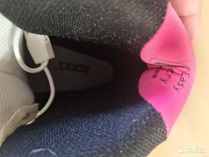 Роликовые коньки женские