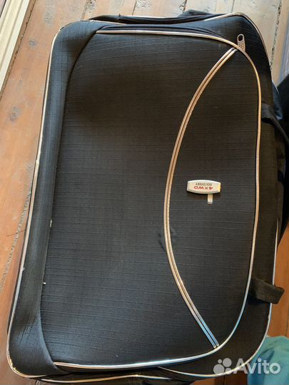 Сумка дорожная на колесах с выдвижной ручкой