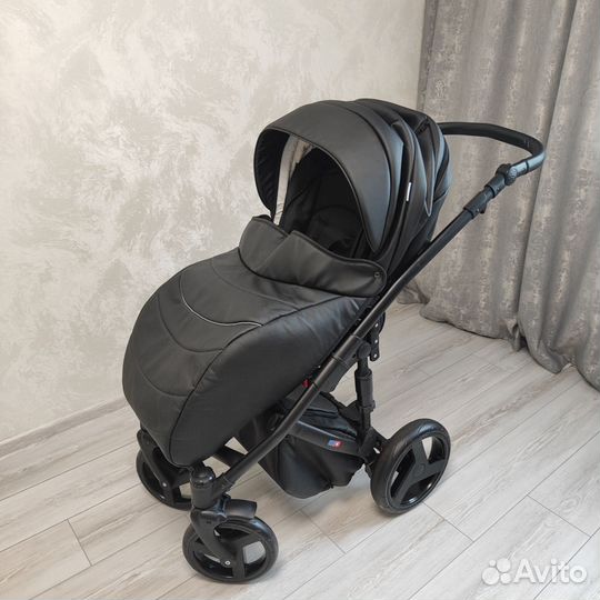 Коляска 2 в 1 эко кожа