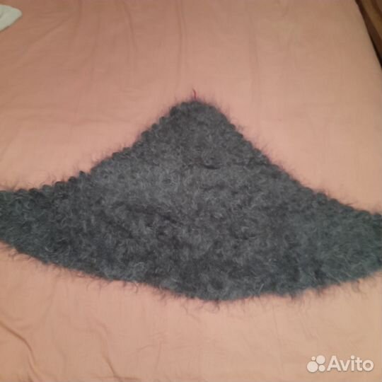 Пуховый платок - косынка новый