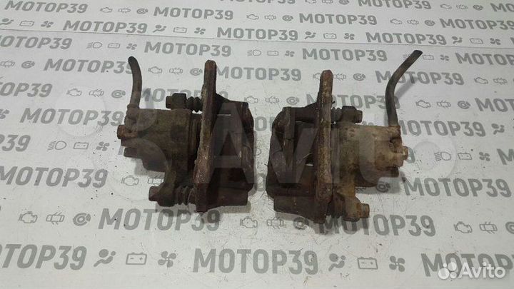 Суппорт задний Mitsubishi Pajero 3