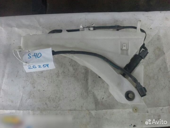 Бачок омывателя лобового стекла Volvo S40 2004-201