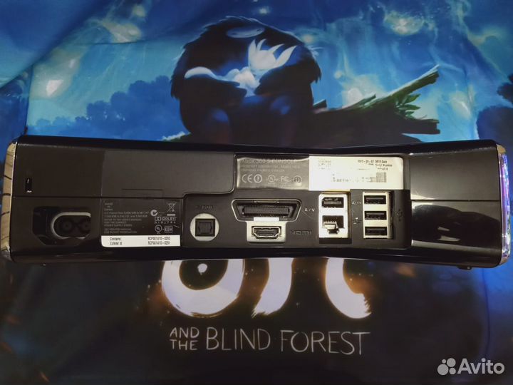 Xbox 360 Slim 250gb прошитая + Kinect и коробка