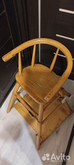 Стульчик для кормления