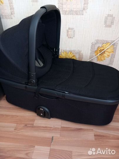 Коляска 2 в 1 mowbaby Move