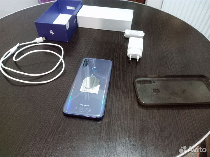 Vsmart Joy 3+, 4/64 ГБ