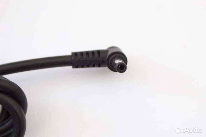 Зарядное устройство для ноутбука Lenovo 20V 3.25A