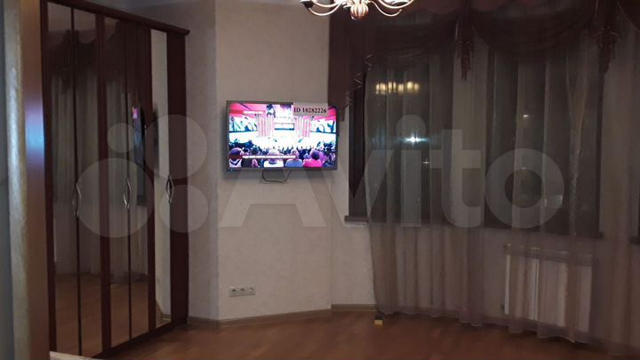 2-к. квартира, 70 м², 13/25 эт.