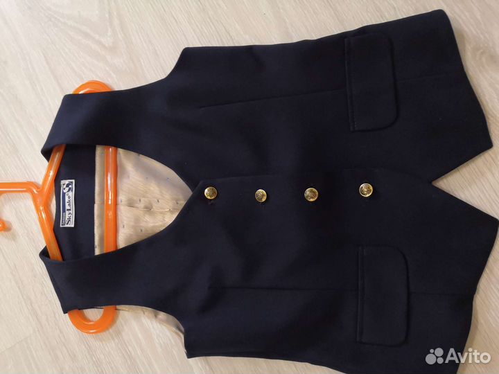 Школьная форма. Жилет 40 размер