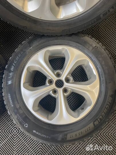 Колеса в сборе Kia Sorento 235/65R17