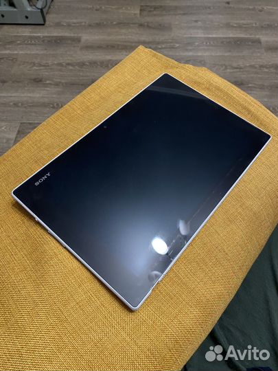 Планшет Sony Xperia Tablet white (SGP-321)