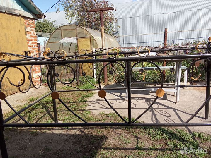 Ограда новая