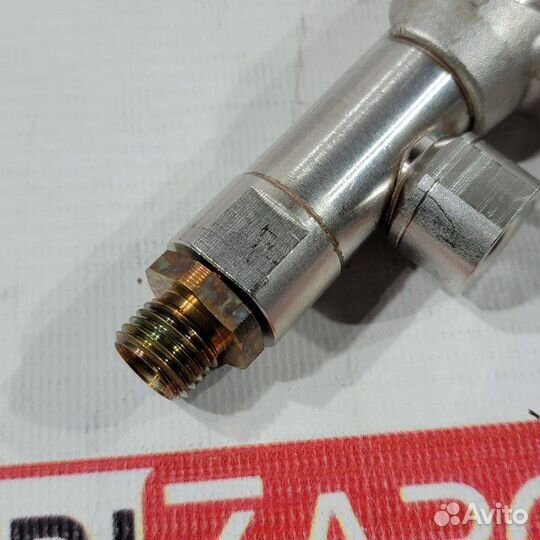 Топливная рампа Volkswagen Tiguan MK2 czpa 2020