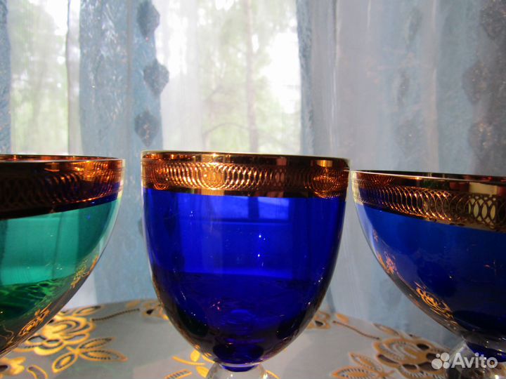 Бокалы,креманки,фужеры Богемия цветное стекло