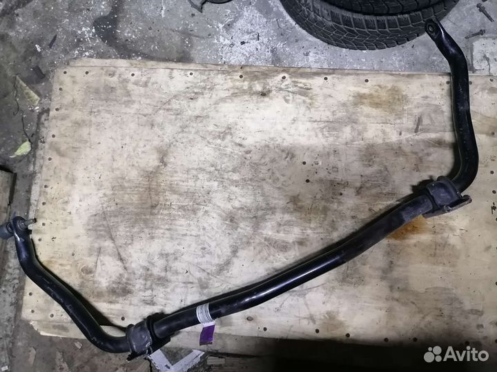 Тяга поперечная передняя Ford Mustang 5