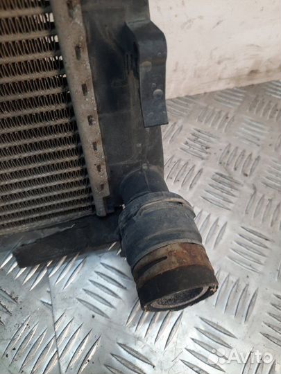 Радиатор основной Ford Fiesta хэтчбэк 5 дв. 1.4