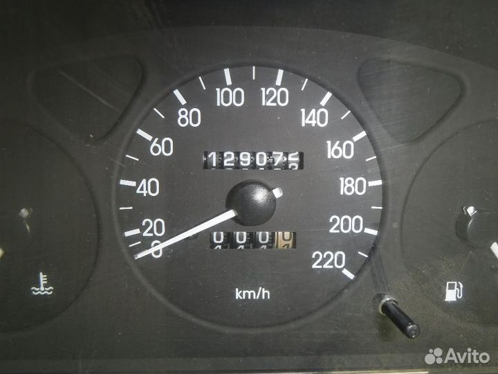 Панель приборов Chevrolet Lanos