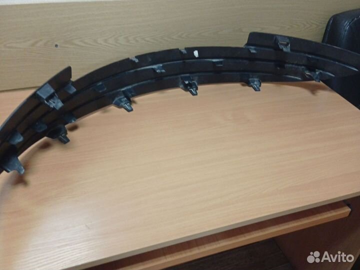 Заглушка в бампер peugeot 408