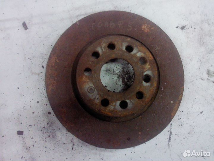 Диск тормозной передний Volkswagen Golf 5