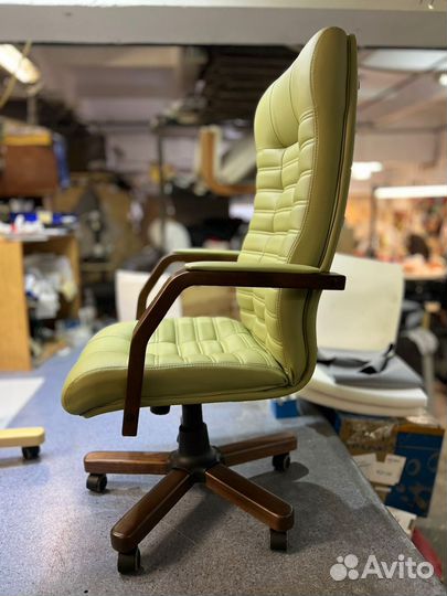 Компьютерное кресло