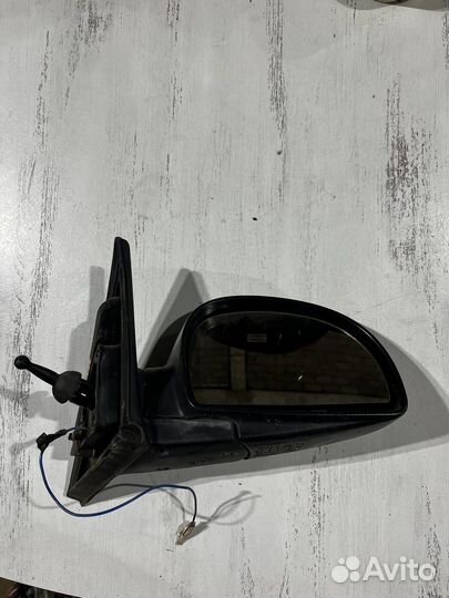 Hyundai accent зеркало