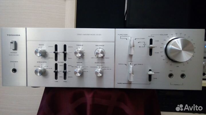 Toshiba SB 820. Telefunken TA 350. Grundig SV 2000