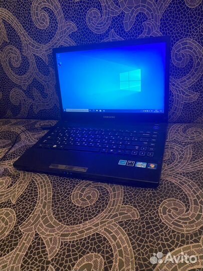 Ноутбук samsung
