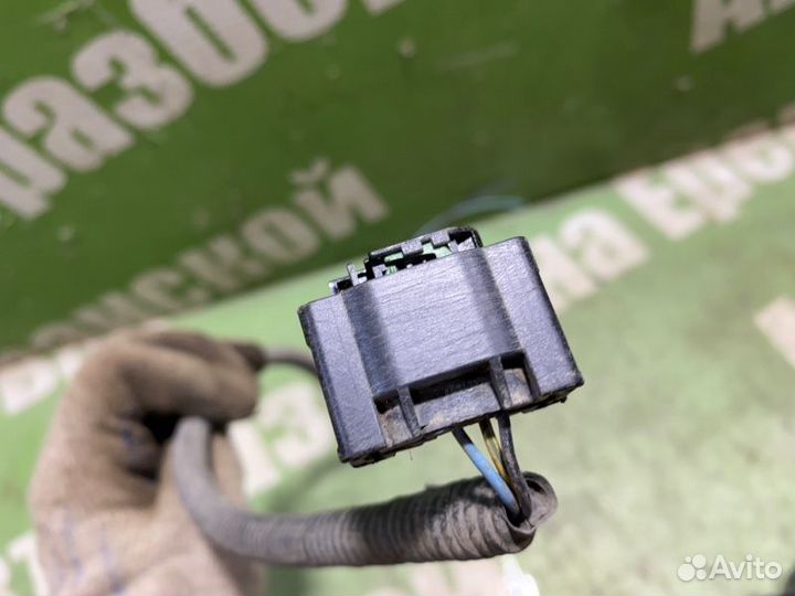 Фишка Nissan Skyline PV36 VQ35HR 2008