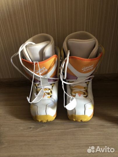 Ботинки для сноуборда (женские)